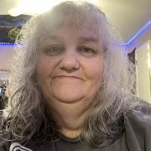 Meet your Posher, Cari